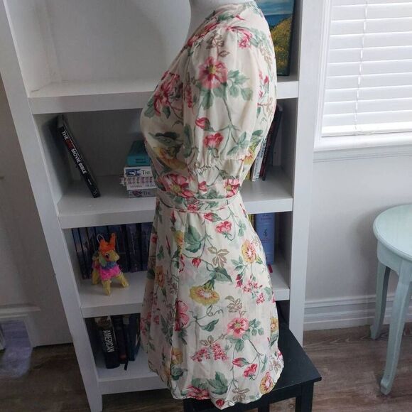 Reformation Cream Floral Wrap Dress size XS NWOT - Picture 10 of 15